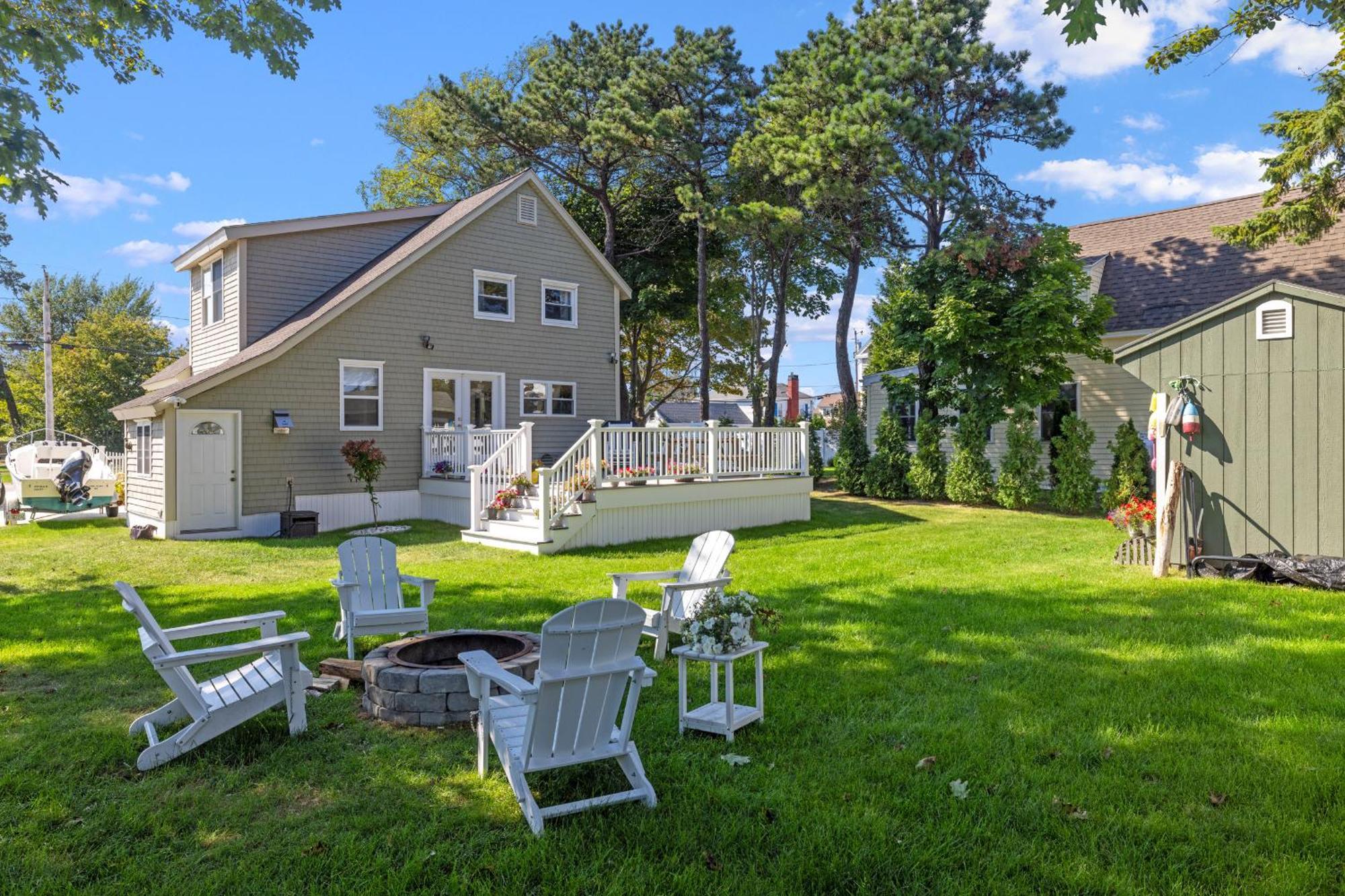Pine Point Beach House With Deck, Fire Pit & Porch สการ์โบโรห์ ภายนอก รูปภาพ