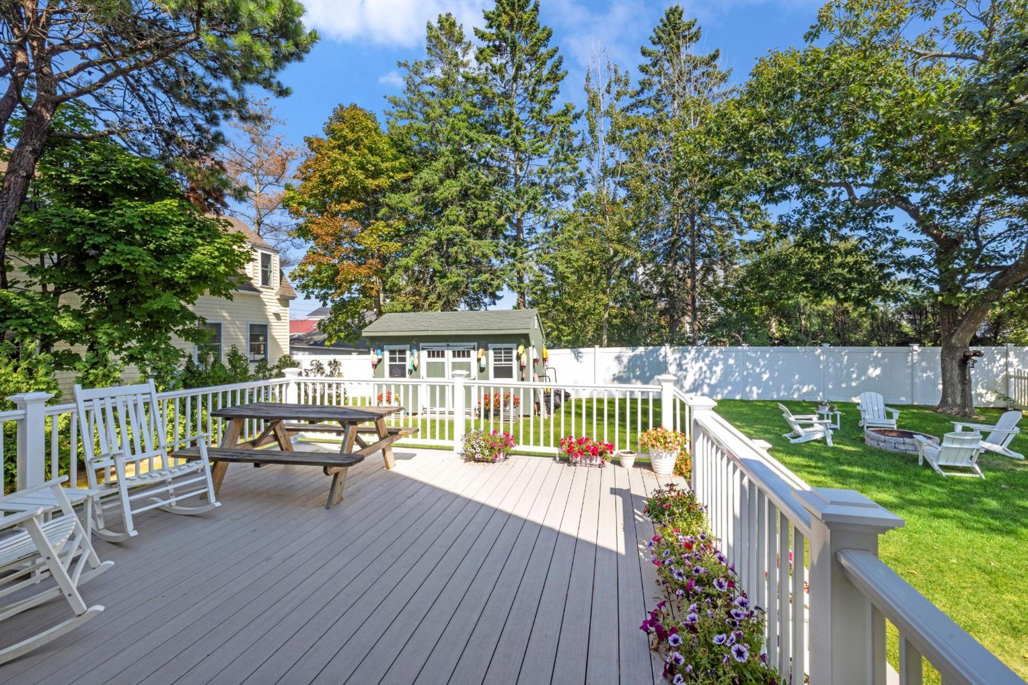 Pine Point Beach House With Deck, Fire Pit & Porch สการ์โบโรห์ ภายนอก รูปภาพ